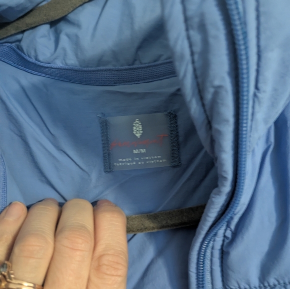 Free People Pippa Packable Puffer Jacket in Blue Blueberry Medium - Picture 13 of 13